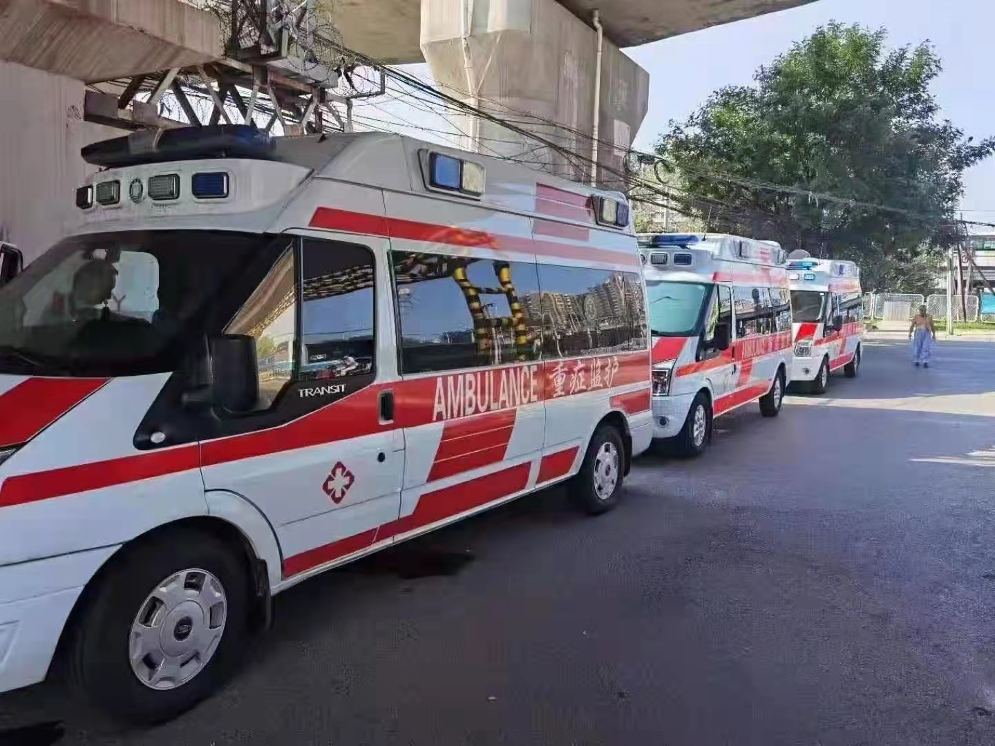 额尔古纳市救护车出租